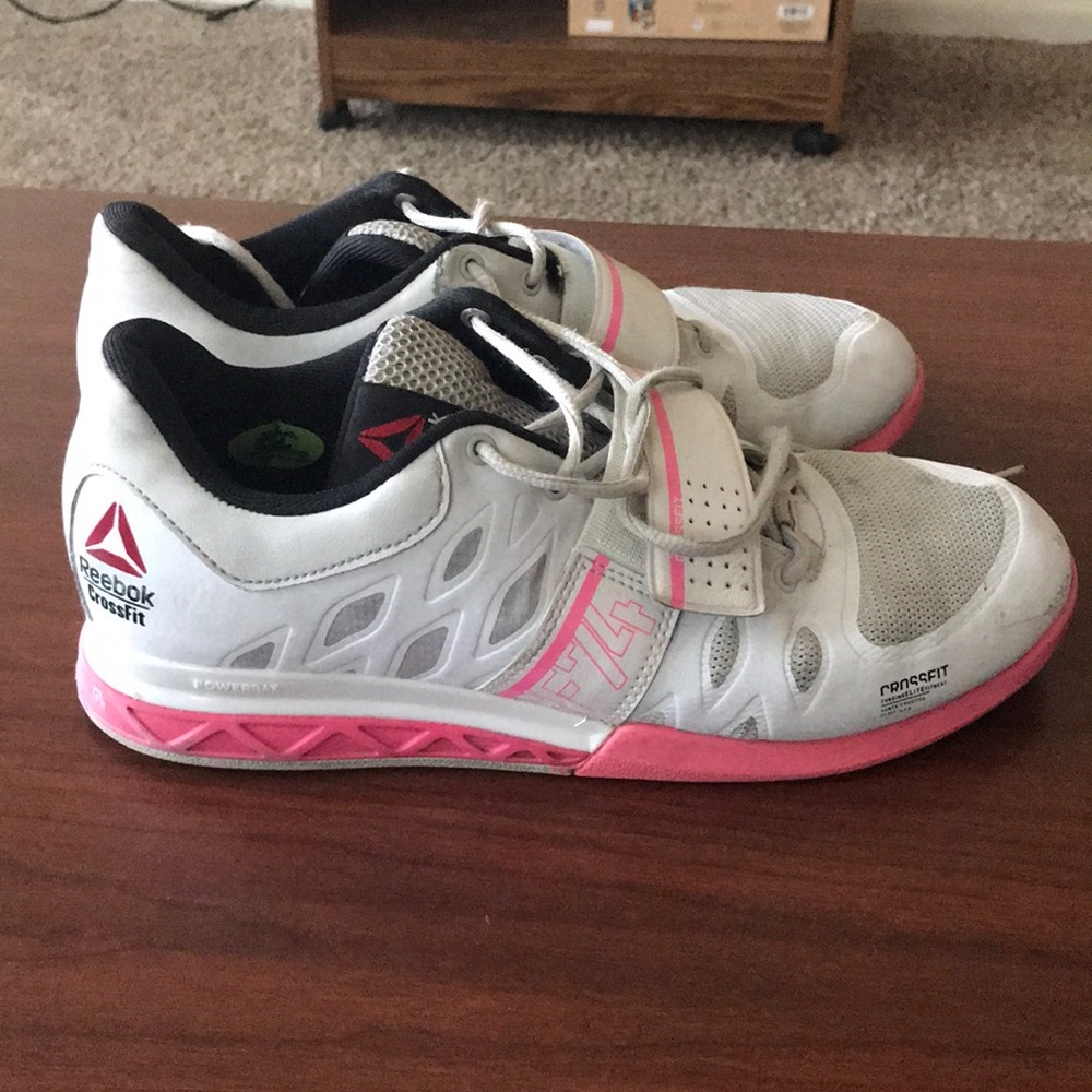 Reebok CrossFit lifters